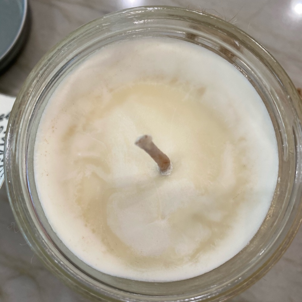 Handmade Carmel Popcorn soy candle - Picture 3 of 3